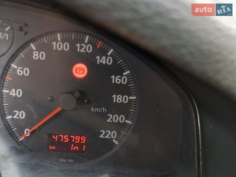 Універсал Audi A4 1997 в Зарічному