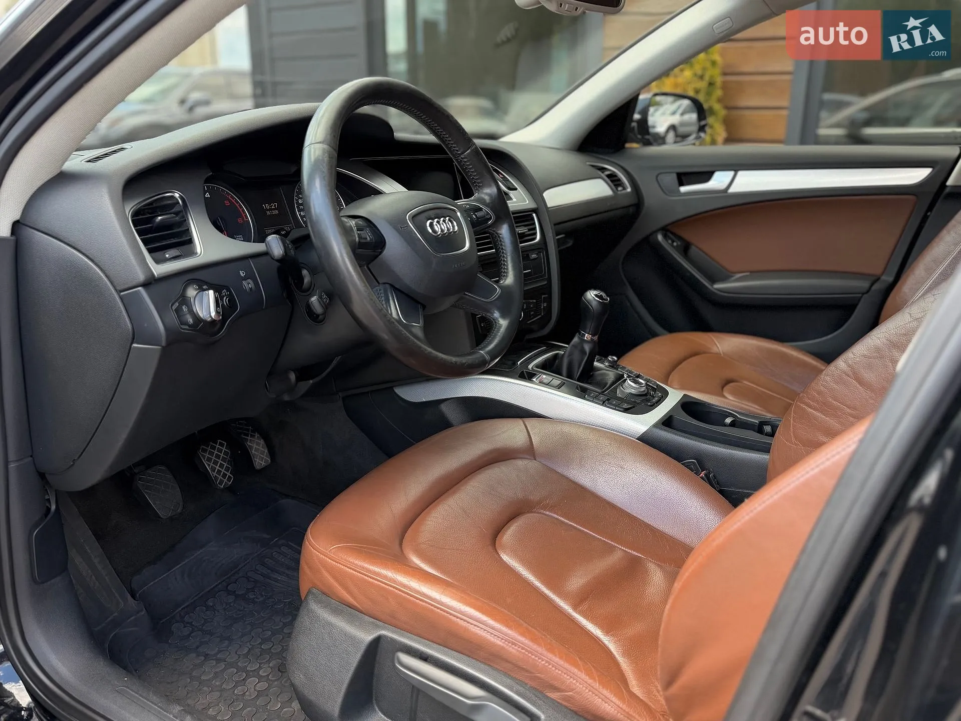 2011 Audi A4 - мініатюра 24