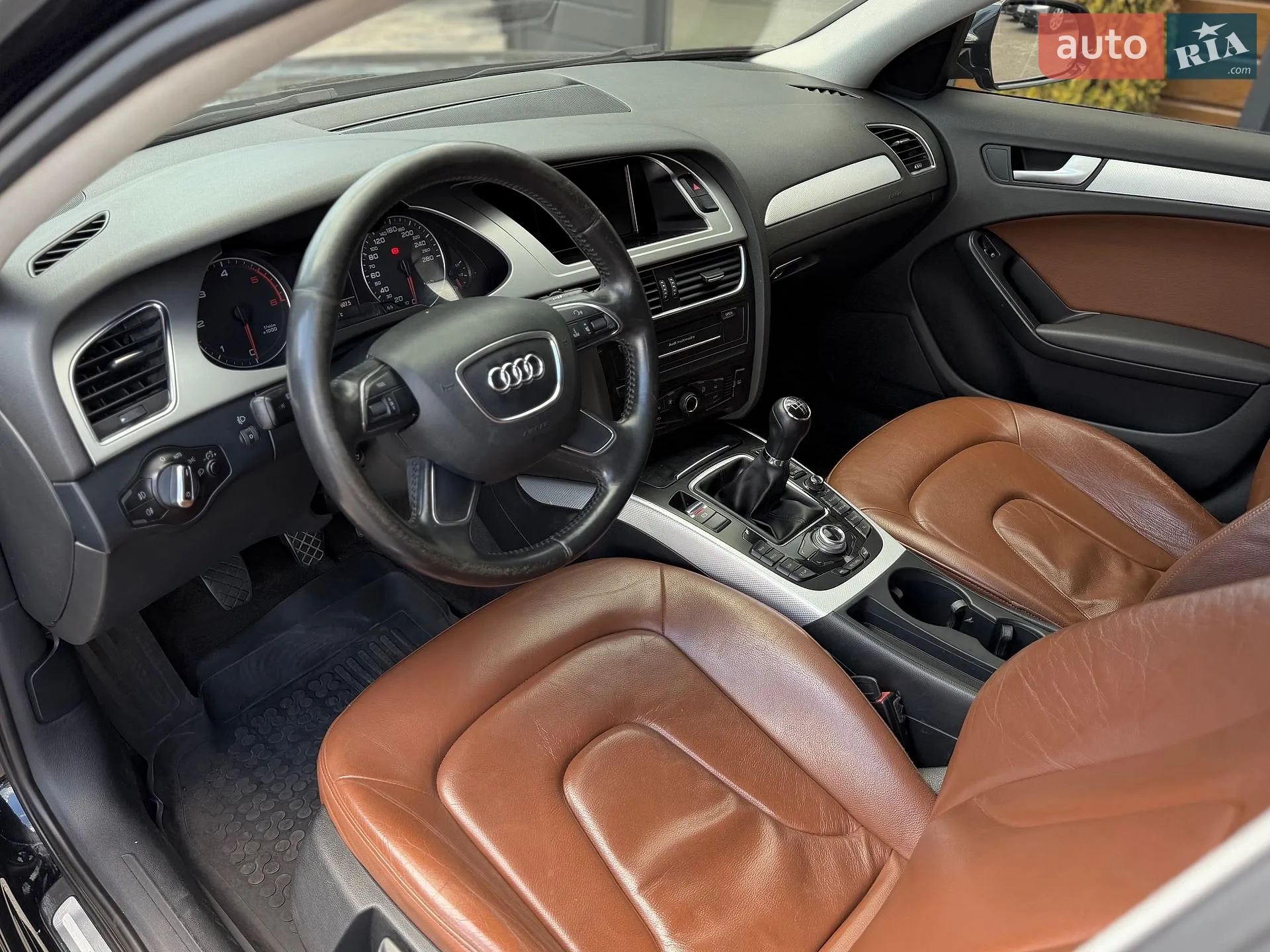 2011 Audi A4 - мініатюра 25