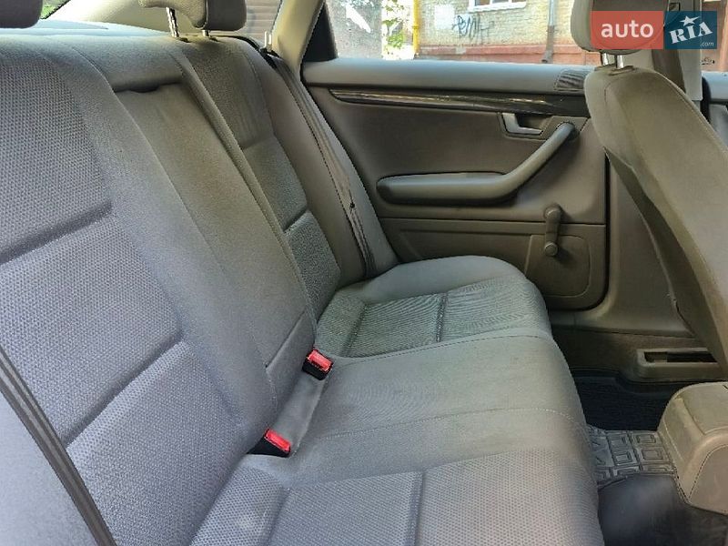 Седан Audi A4 2001 в Чернигове