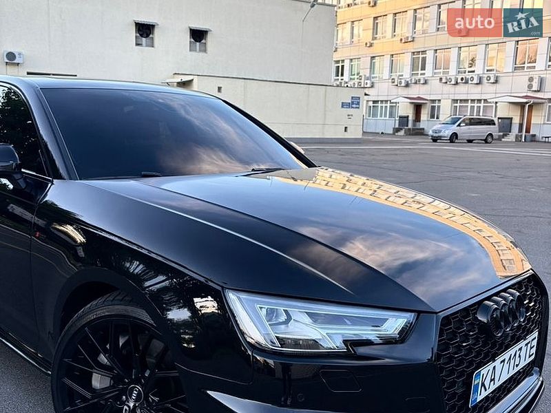 Седан Audi A4 2018 в Києві
