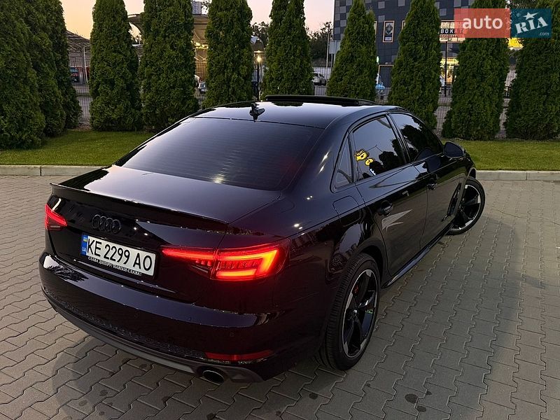 Седан Audi A4 2017 в Києві