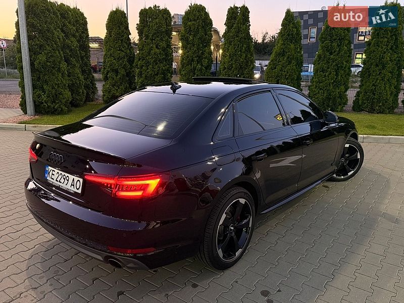 Седан Audi A4 2017 в Києві