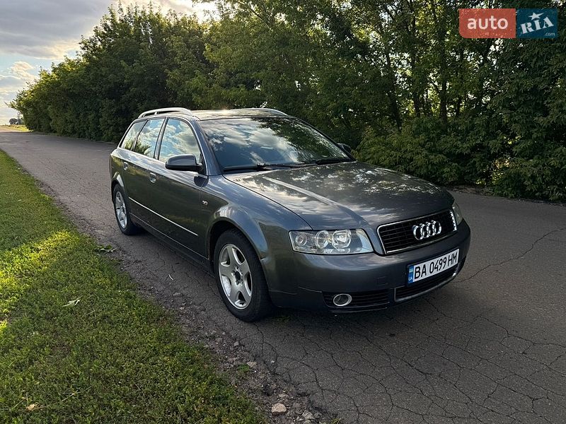 Универсал Audi A4 2004 в Каменке