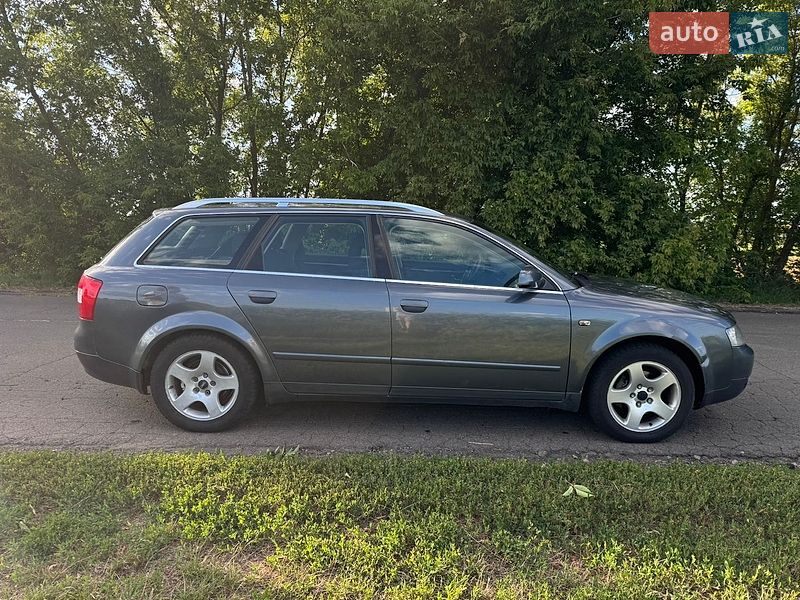 Универсал Audi A4 2004 в Каменке