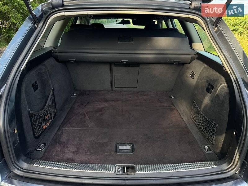 Универсал Audi A4 2004 в Каменке