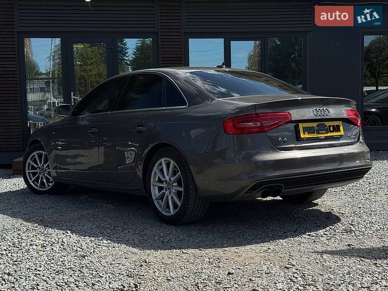 Седан Audi A4 2014 в Львові