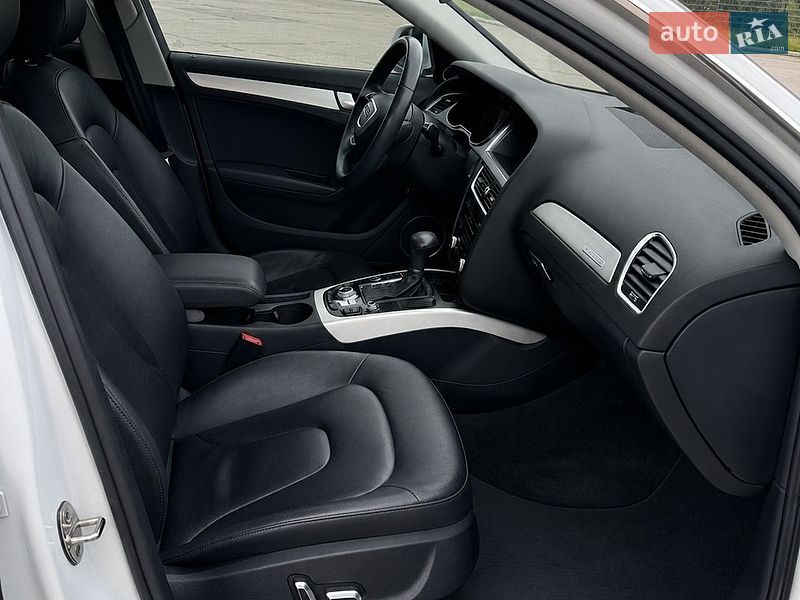 Седан Audi A4 2013 в Харкові
