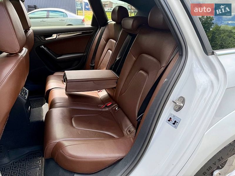 Универсал Audi A4 2015 в Киеве