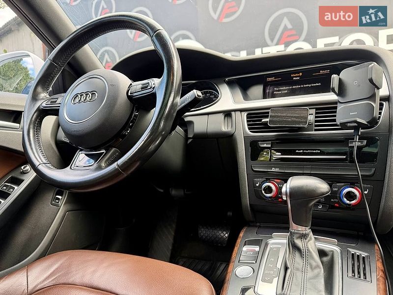 Универсал Audi A4 2015 в Киеве