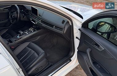 Седан Audi A4 2016 в Киеве