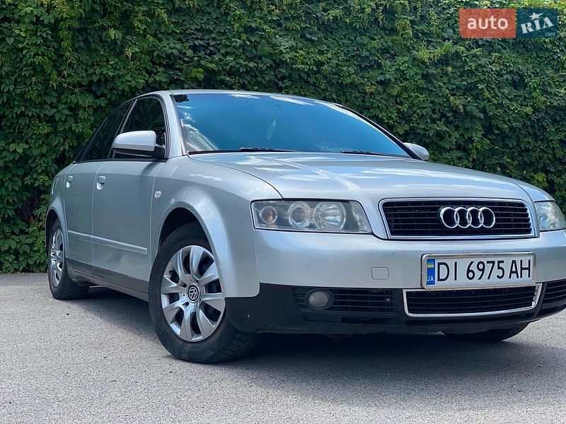 Седан Audi A4 2001 в Дніпрі