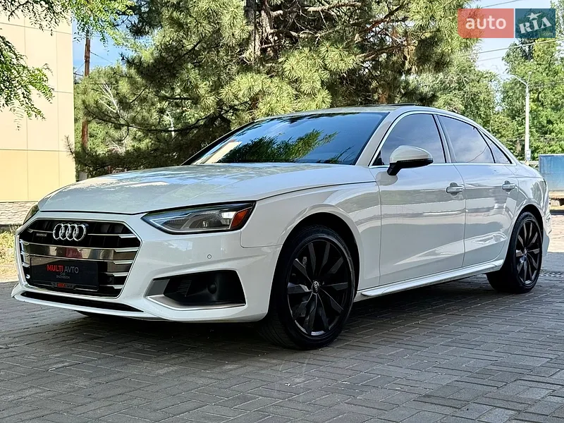 Audi A4 2021