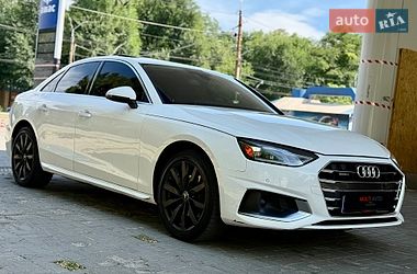 Седан Audi A4 2021 в Днепре
