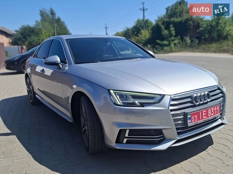 Audi A4, photos from the listing