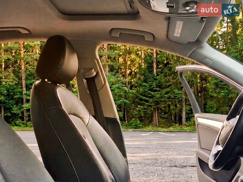 Седан Audi A4 2014 в Хмельницькому
