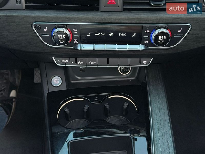 Седан Audi A4 2020 в Вінниці
