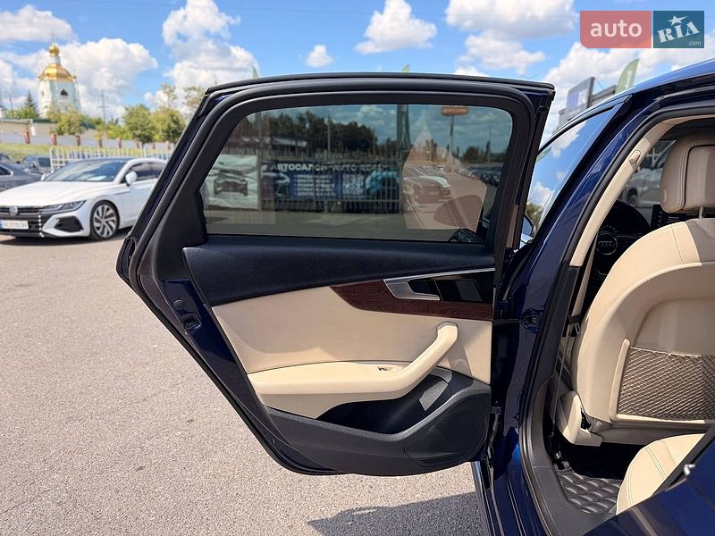 Седан Audi A4 2021 в Кривому Розі