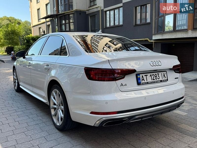 Седан Audi A4 2018 в Ивано-Франковске