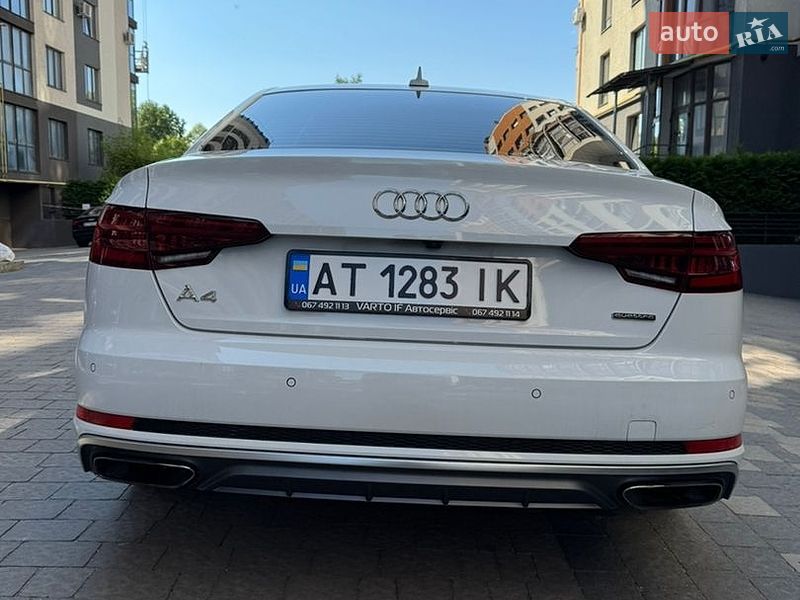 Седан Audi A4 2018 в Ивано-Франковске