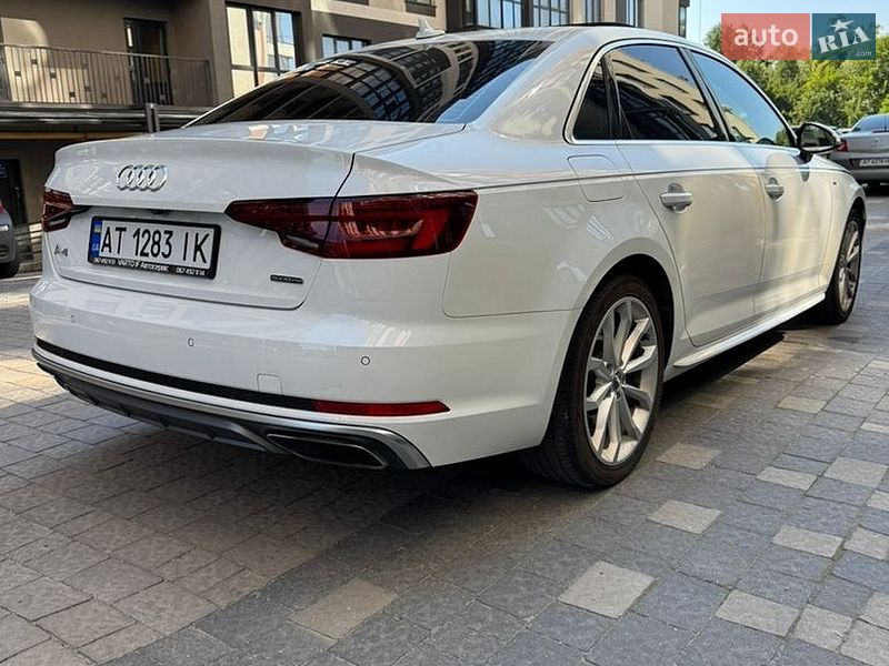 Седан Audi A4 2018 в Ивано-Франковске