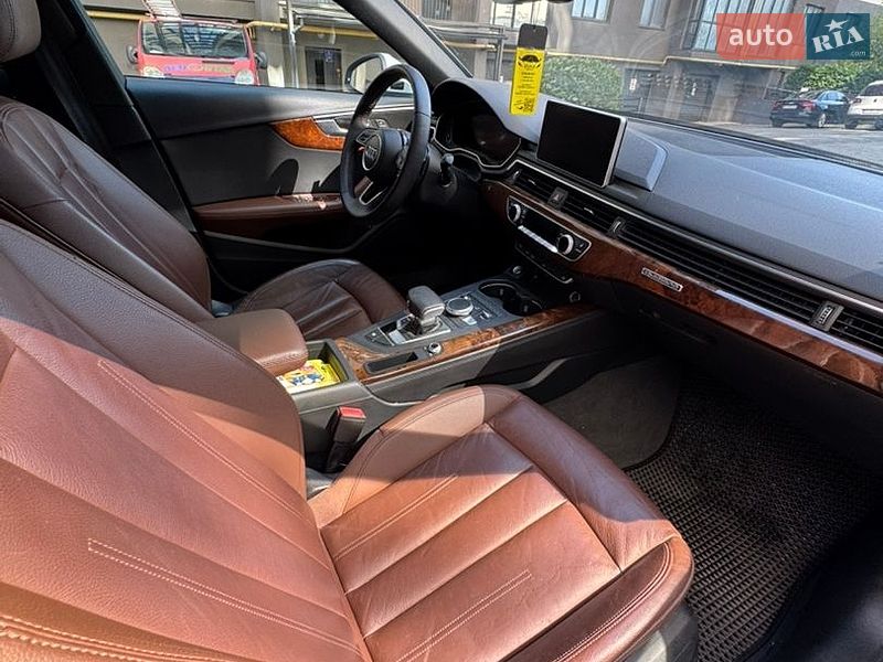 Седан Audi A4 2018 в Ивано-Франковске
