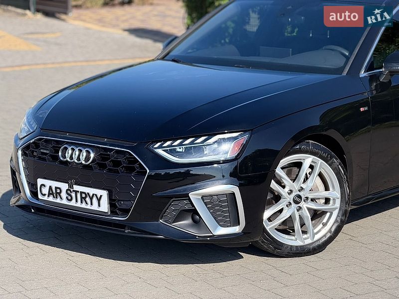 Седан Audi A4 2022 в Стрые