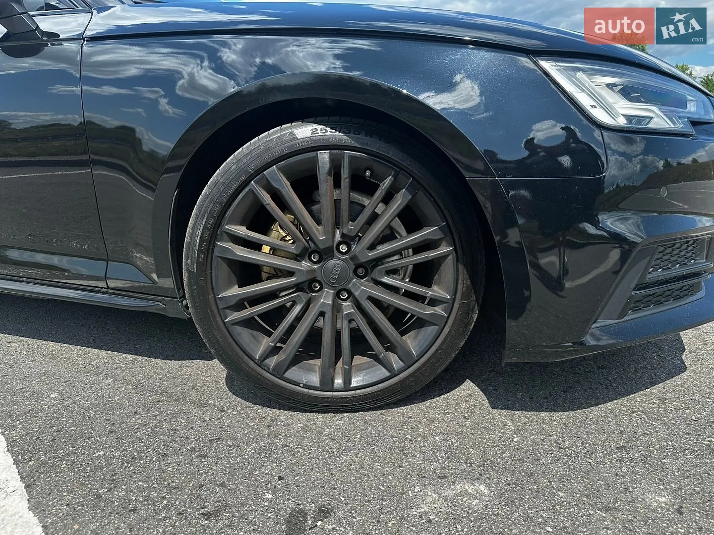2017 Audi A4 - мініатюра 3