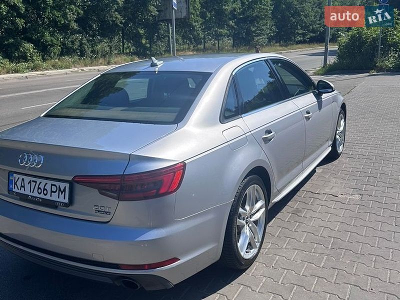 Седан Audi A4 2017 в Киеве