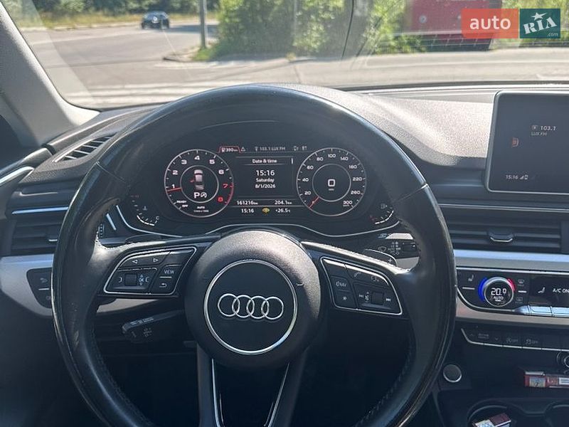 Седан Audi A4 2017 в Киеве