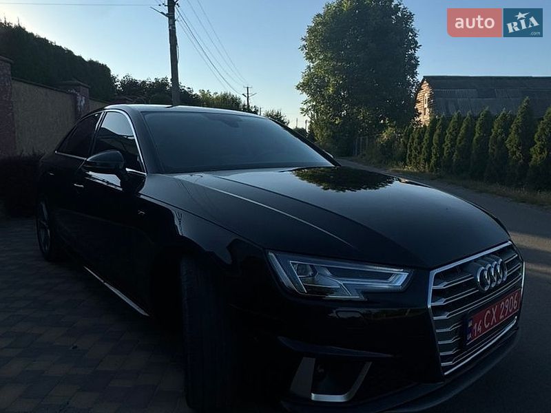 Audi A4, фото з оголошення