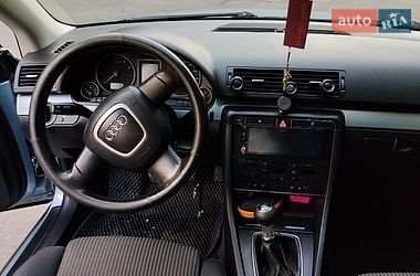 Седан Audi A4 2004 в Львове