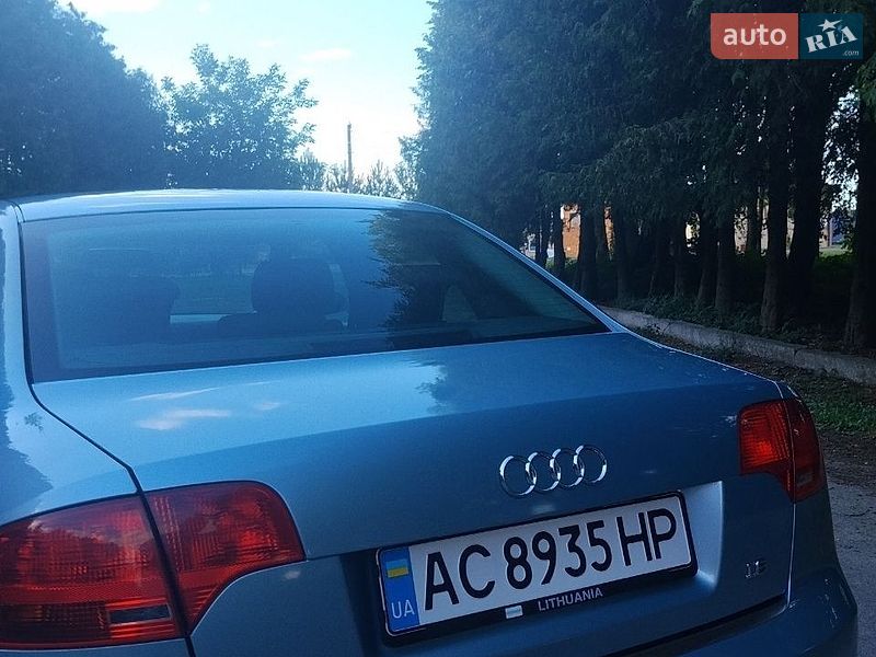 Седан Audi A4 2004 в Львове