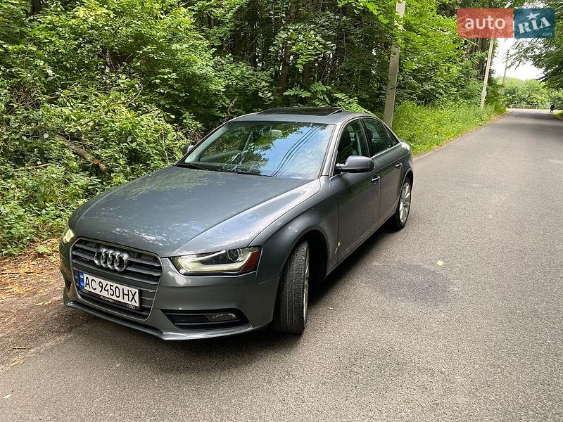 Седан Audi A4 2013 в Луцьку