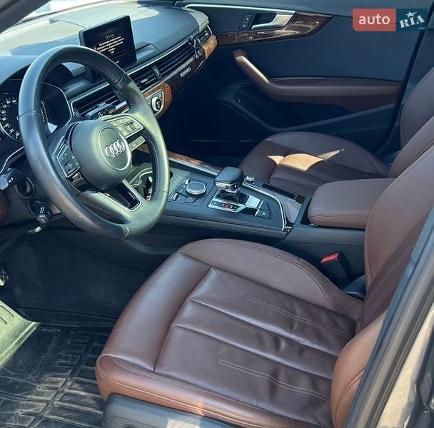 Седан Audi A4 2017 в Попільні