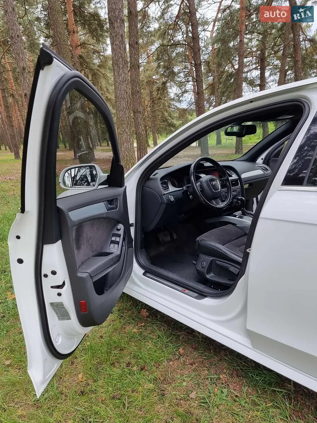 2011 Audi A4 - мініатюра 24