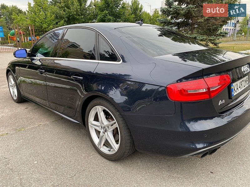 Audi A4 2015
