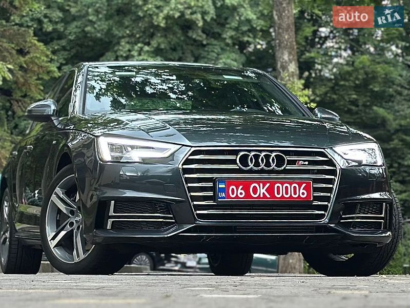 Седан Audi A4 2017 в Дрогобичі