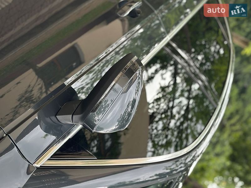 Седан Audi A4 2017 в Дрогобичі