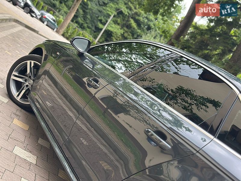 Седан Audi A4 2017 в Дрогобичі
