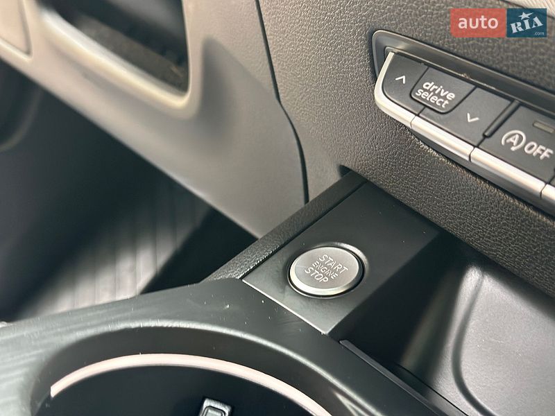 Седан Audi A4 2017 в Дрогобичі