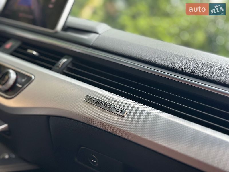 Седан Audi A4 2017 в Дрогобичі
