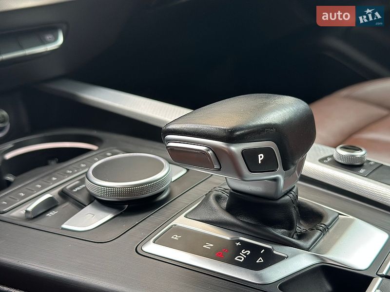Седан Audi A4 2017 в Дрогобичі