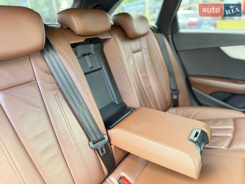 Универсал Audi A4 2019 в Житомире