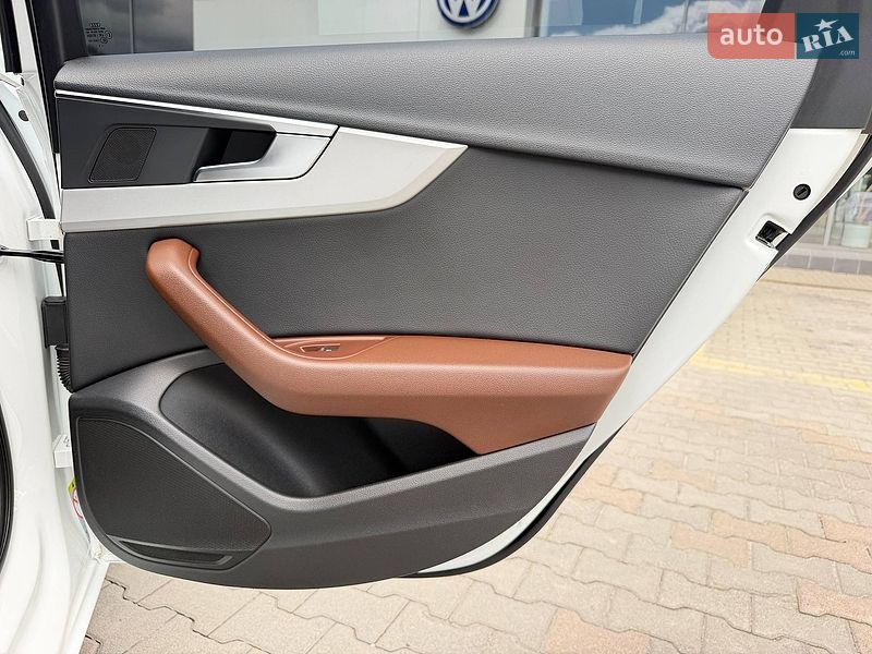 Универсал Audi A4 2019 в Житомире