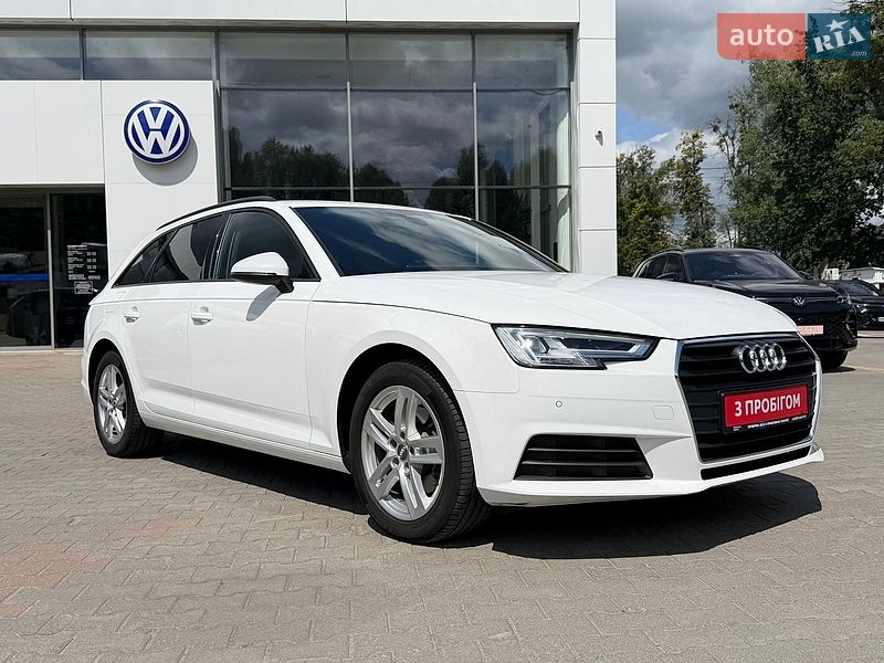 Универсал Audi A4 2019 в Житомире