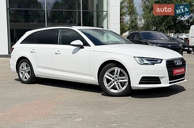 Универсал Audi A4 2019 в Житомире