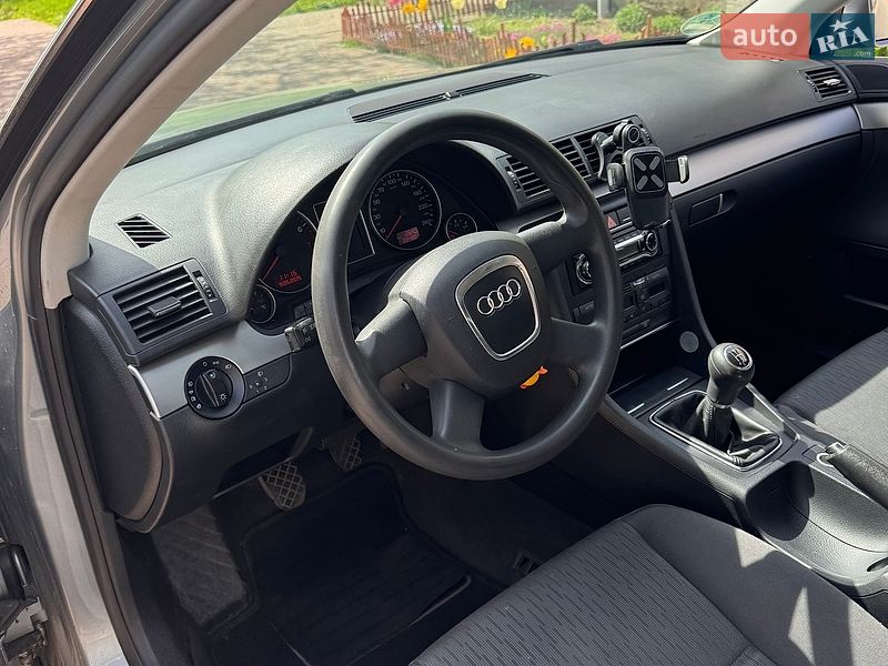 Седан Audi A4 2006 в Черкасах