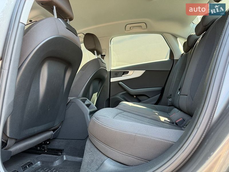 Седан Audi A4 2021 в Львові фото 21 Седан Audi A4 2021 в Львові