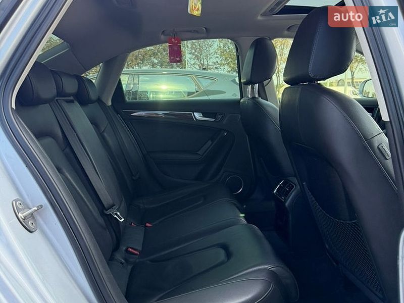 Седан Audi A4 2009 в Киеве